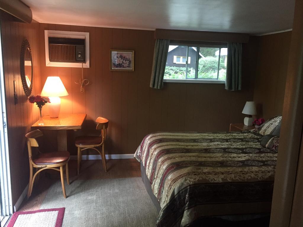 Amber Lantern Motel Lake George Exterior foto