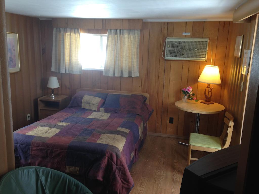 Amber Lantern Motel Lake George Quarto foto
